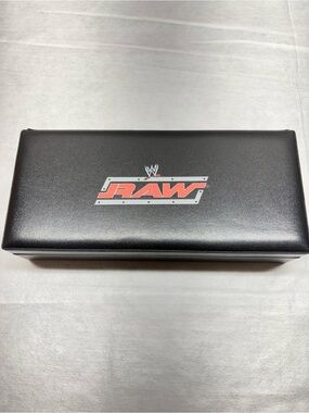 WWE RAW Poker Chip Set with everything included NEW poker chips still sealed